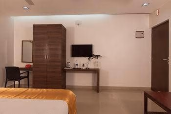 OYO Rooms OMR Sholinganallur3