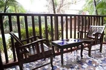 OYO Rooms Candolim Fort Aguada Road3