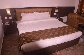 Ambica Stella Plaza3
