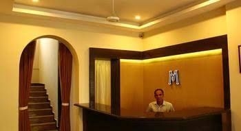 M The Business Hotel0