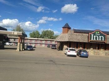 The Pinecone Inn & Suites0