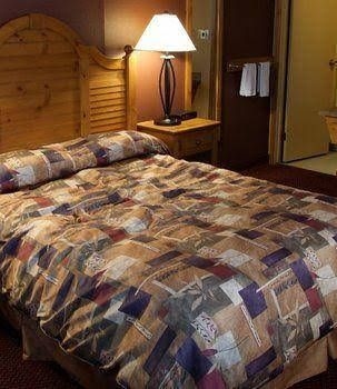 The Pinecone Inn & Suites1