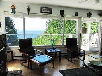 Seacliff Cottage by BC Island Vacation Homes3