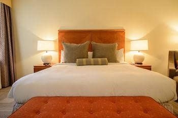 Luxiasuites City Center4