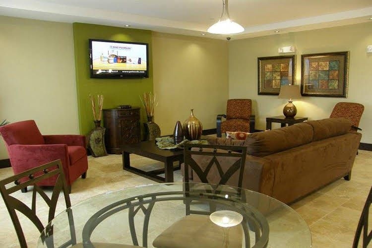 La Jagu Inn & Suites1