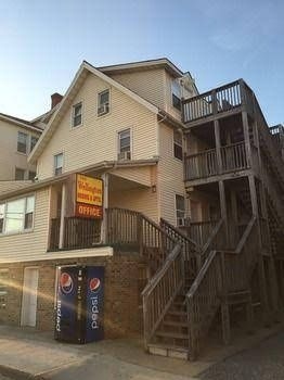 The Wellington Hotel1