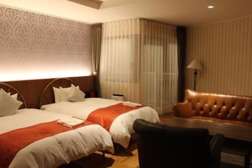 Premium Twin Room with Balcony - Non-Smoking