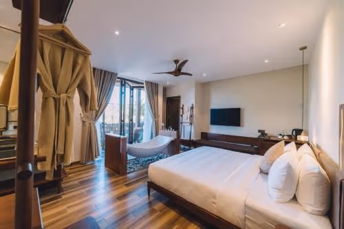 Deluxe King Room