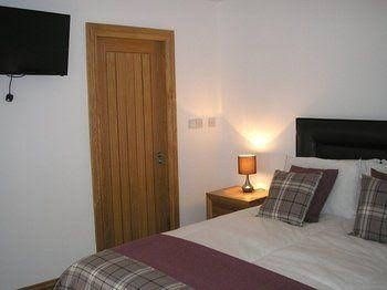 Baron House Bed & Breakfast4