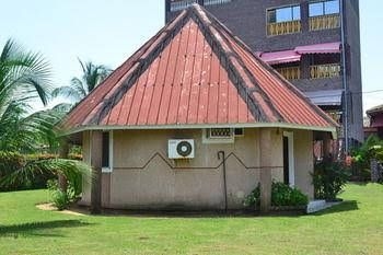 Oceanic Beach Hotel3