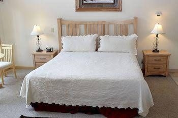 Sunnyside Knoll Resort2