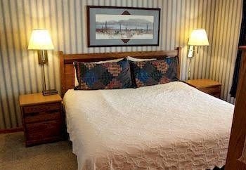 Sunnyside Knoll Resort3
