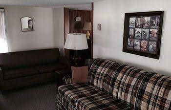 Beach View Inn Cottages0