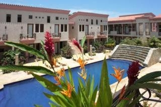 Las Sirenas Hotel & Condos0