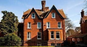YHA Canterbury - Hostel1