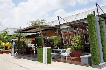 ธารศิลารีสอร์ท (Thansila Resort)0