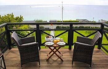 B & B By The Sea4