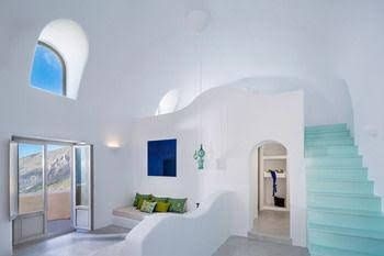 Skyfall Suites4