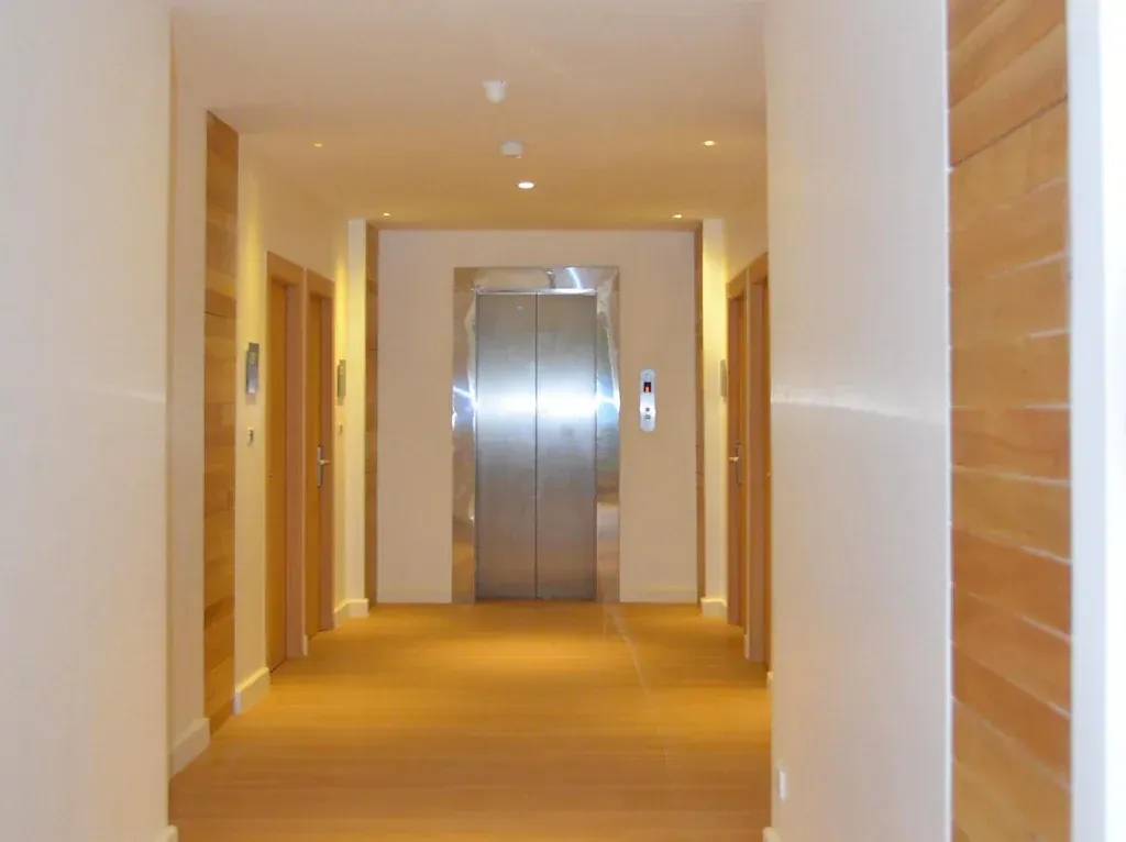The Scenery City Hotel1