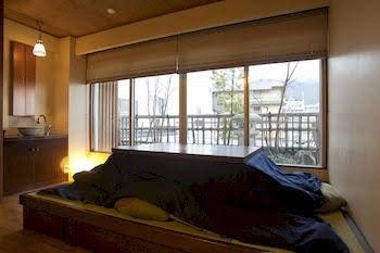 Shibu Onsen Sakaeya1