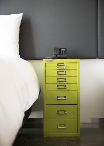 Family Twin Room with Large Window with Netflix