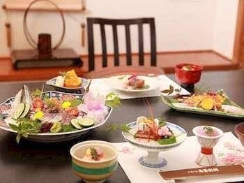 โรงแรมเรียวชิกุ เบตเต (Ryochiku Bettei Hotel)2