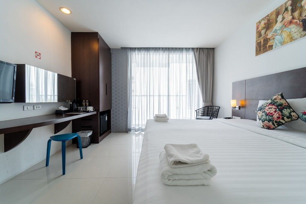 โรงแรมรอดีนา บีช (Rodina Beach Hotel)4