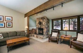 Mammoth Village Properties by 101 Great Escapes1
