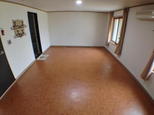 Korean-Style Family Room