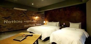 To Heaven Hotel4