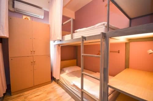Bed in 4-Bed Mixed Dormitory Room