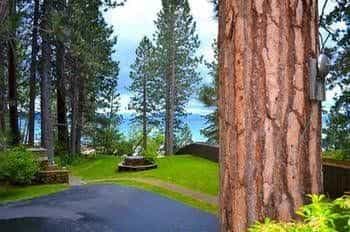 Twin Top Lodge