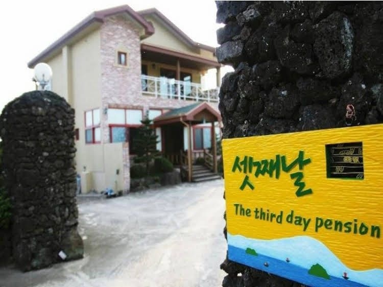 The Third Day Pension1