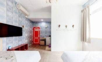 Liuhe Corner House 737 Liuhe Corner House 737