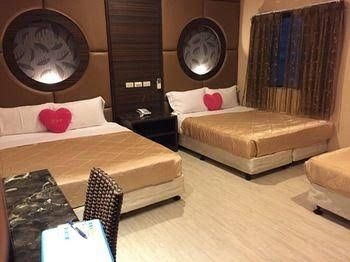 Funzy Hotel2