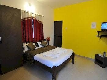 Sunrise Beach Resort4