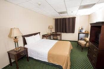 Village Inn & Suites Village Inn & Suites