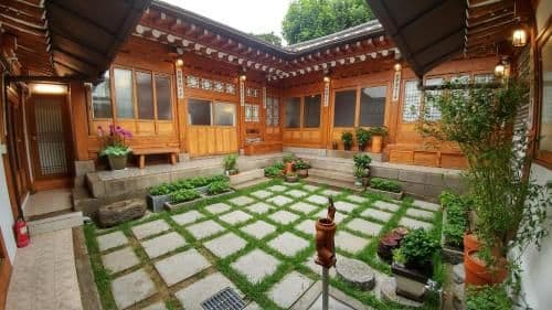 Quadruple Room with Private Bathroom