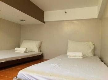 Rovic's Tourist Hotel1