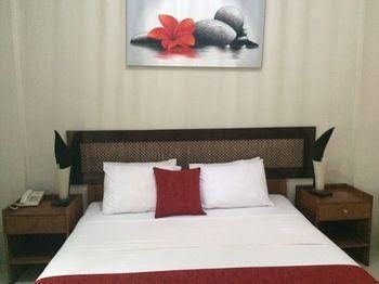 Secret Garden Inn1