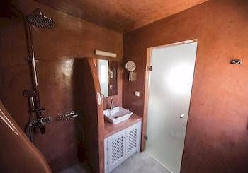 Naftilos Boutique Houses2