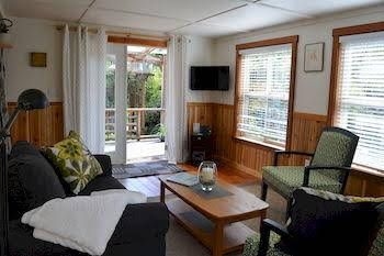 South Chestermans Beach Retreat4