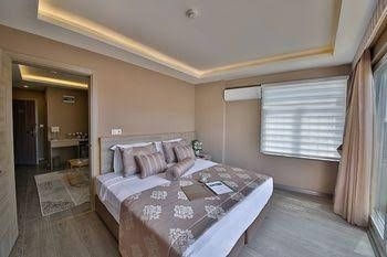 Ayramin Hotel0