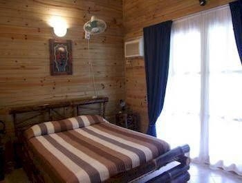 Bugabutik Hotel Resort1