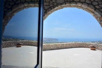 Zatrikion Villas Santorini1