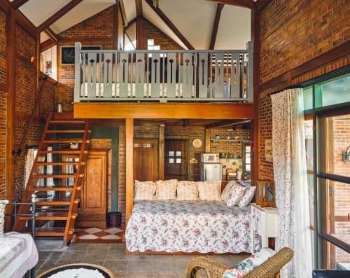 Cottage with Garden View