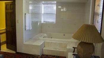Countryside Motel2