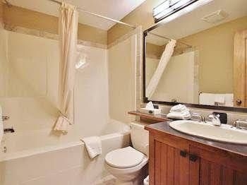 Timberline Lodges - Gold by FLC3