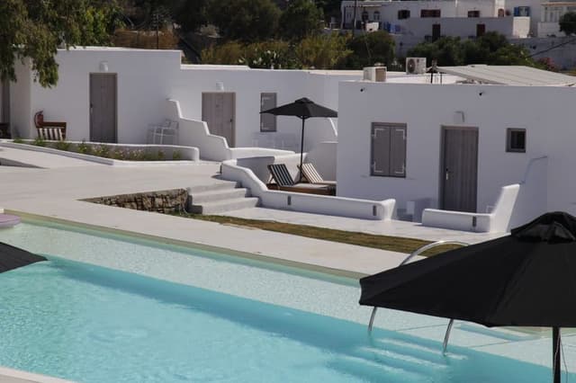 Double or Twin CLASSIC POOL VIEW