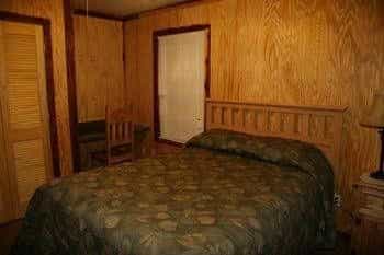 Shady Oaks Cabins & RV Park